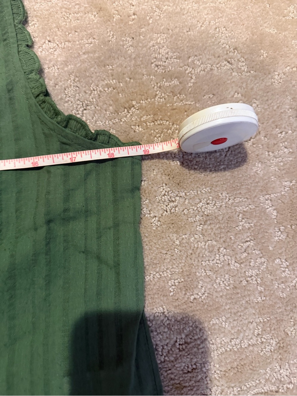 Market & Spruce Olive Green Eyelet Sleeveless Button-Front Blouse - Picture 3 of 3